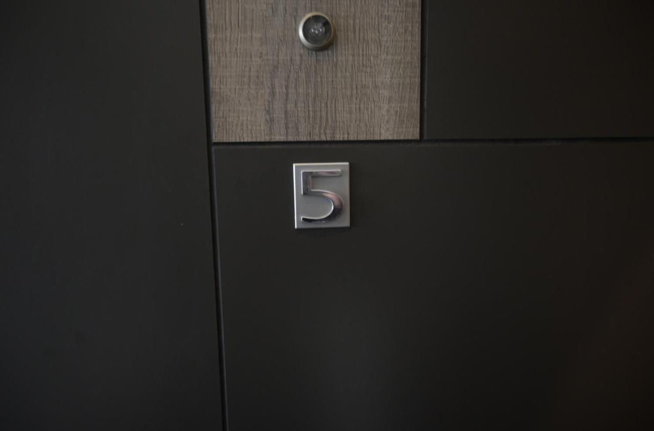 Luana Airport Apartments #5 Otopeni Exterior photo